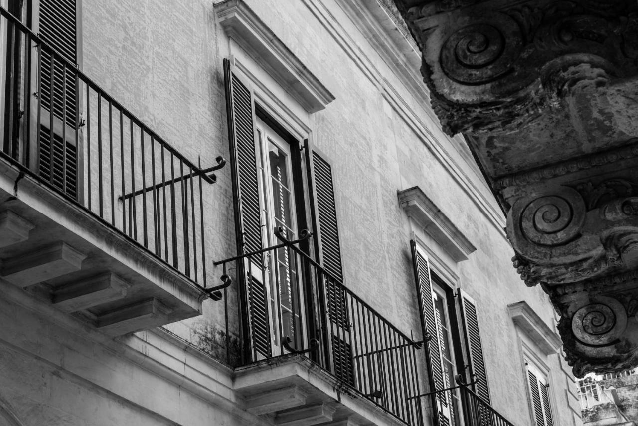 Elle Lecce